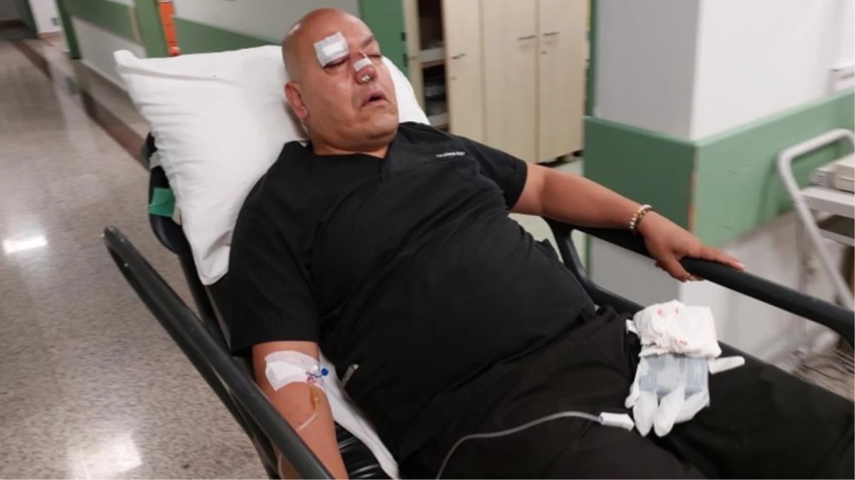 Hasta yakını, yumrukladığı doktorun burnunu kırdı